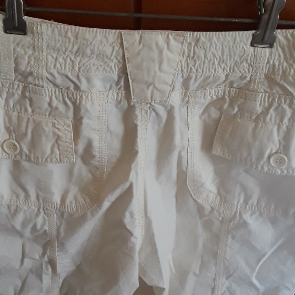 Capris - Picture 5 of 5